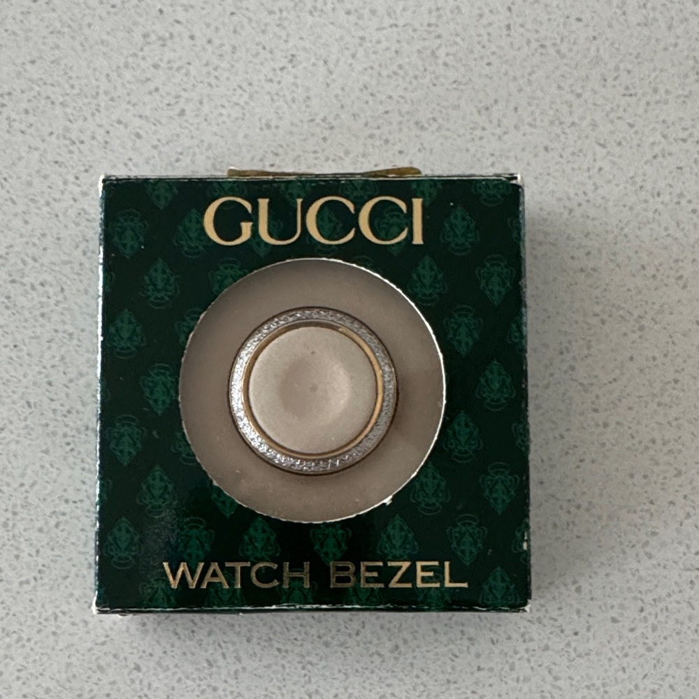 Vintage Gucci Diamond Cut Gold Watch Bezel - original box NWT